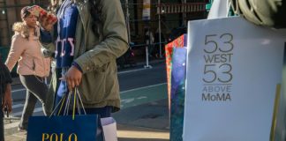 Early data point to bubbly US holiday sales