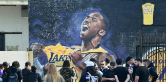 Grieving Lakers return to training after Bryant’s death