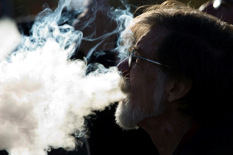 US unveils partial ban on flavored e-cigarettes