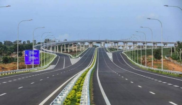 Extension of Southern Expressway open for traffic from midnight