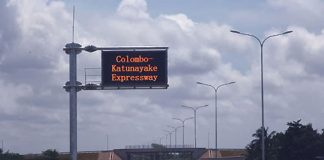 Katunayake highway closed off due to spreading smoke