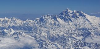 Pandemic shuts down Everest as Nepal suspends all permits