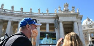 Oil rises but Asia struggles to recover from Black Monday rout