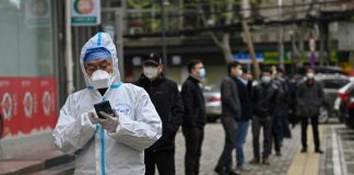 China slashes rate, pumps $7 bn into market to counter virus