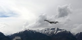 Wealthy flock to private jets as pandemic spreads and airlines tank