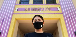 Poor US students miss out as virtual learning sharpens divide