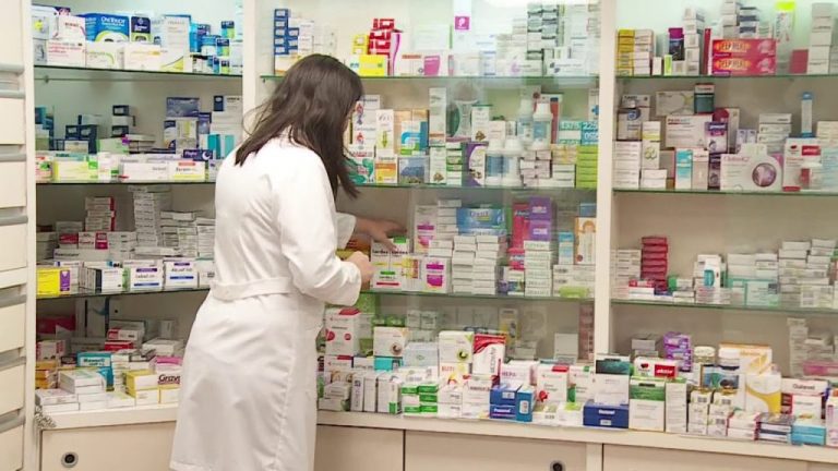 Pharmacy owners urged not to issue medicines without prescription