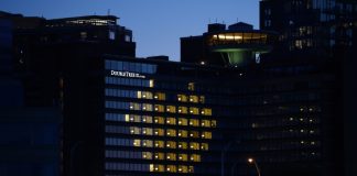 V-shaped or U-shaped? Some economists upbeat on virus recovery