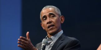 Leaders ‘aren’t even pretending to be in charge’: Obama