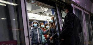 Virus hope in US as WHO hails global progress