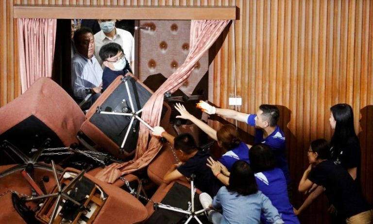 Fighting in Taiwan parliament after opposition occupies chamber