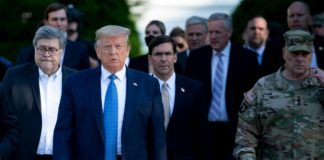 Top US general says wrong to appear with Trump at protest site