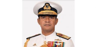 Outgoing Navy Chief promoted to the rank of Admiral