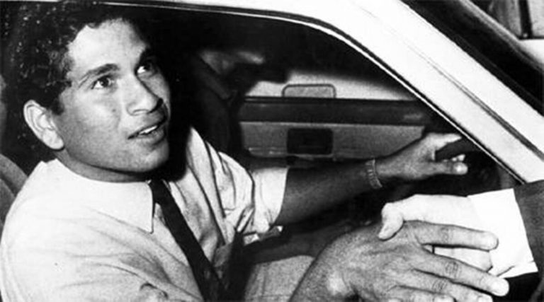 Tendulkar asks fans to help him find his first car