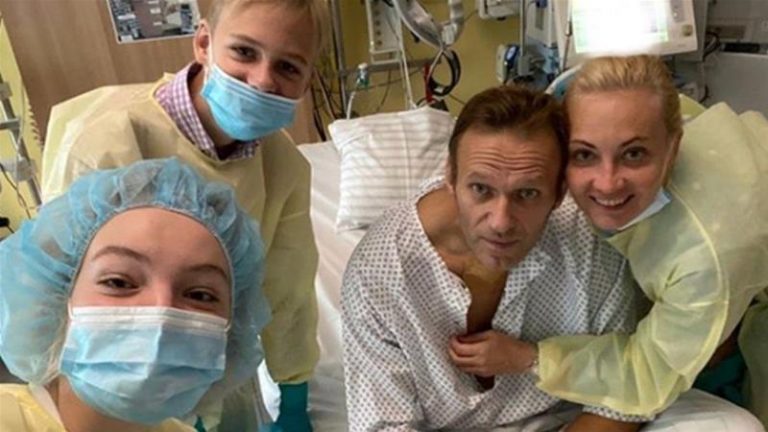 The poisoning of Alexey Navalny: Five key things to know