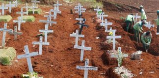 Global coronavirus deaths rise above ‘mind-numbing’ million