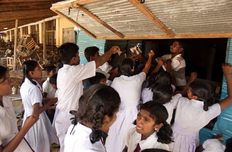 School canteens and lunch programs allowed to recommence