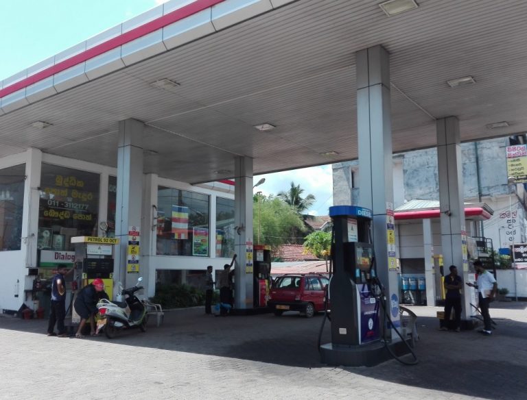 Selected fuel stations in Western Province open during curfew – CPC