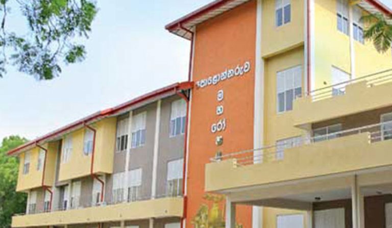 Polonnaruwa General Hospital isolates a ward due to Covid-19 risks