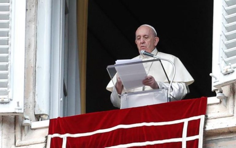 Pope says free market, ‘trickle-down’ policies fail society