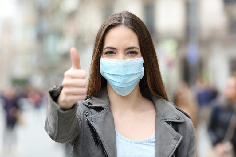 Several warned for not wearing face masks in Dambulla