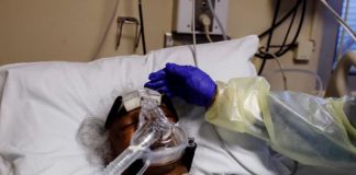 Spain to register those who don’t get vaccinated and share information with EU