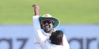 SA fight back against Sri Lanka (Photos)