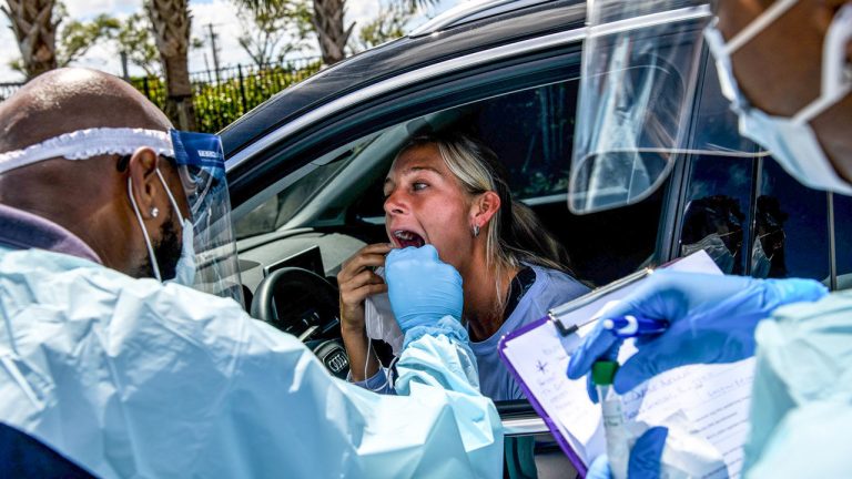 Panama to extend lockdowns in effort to curb coronavirus