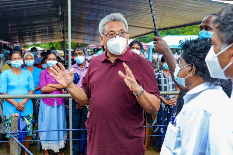 Officers should go to the village : President (Photos)