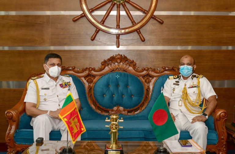 Bangladesh Defence Advisor pays courtesy call on Navy Commander