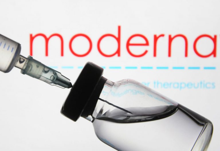 WHO recommends pregnant women not to use Moderna COVID-19 vaccine