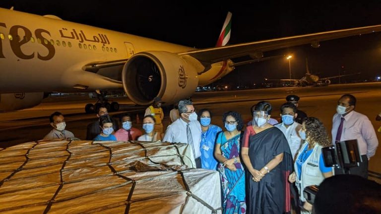 01st batch of vaccines from COVAX program delivered to Sri Lanka (Photos)