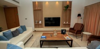 The first phase of the Altair multi-story mixed development housing project with 230 meters tall and 68-story opens (Photos)