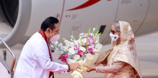 The Prime Minister of Bangladesh welcomes the Prime Minister of Sri Lankan with a great heart (Photos)