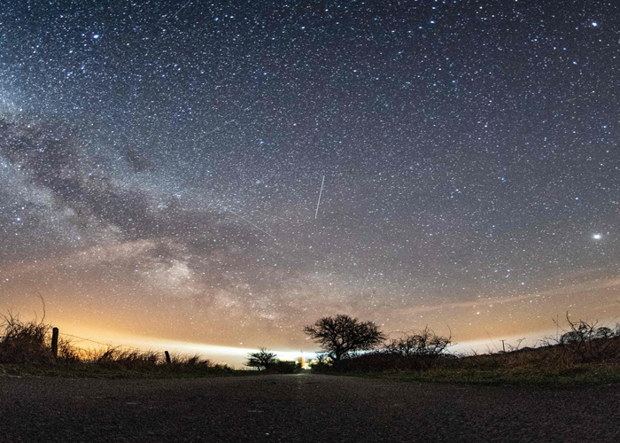 Sky gazers will be able to see the Lyrid meteor shower on Thursday morning