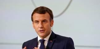 Macron calls on the United States to lift its ban on vaccine exports