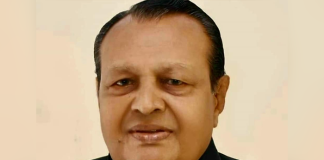 Former minister dies after elevator at home collapses